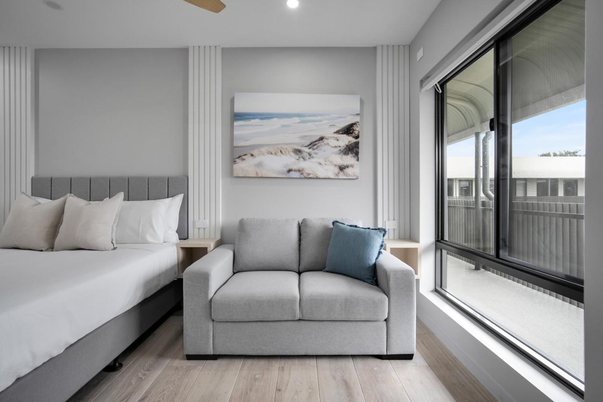 Belmoral Corporate Suites (Adults Only) ทาวน์วิล ภายนอก รูปภาพ